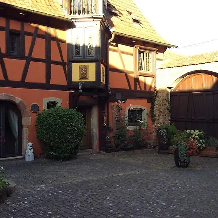 Hébergement de vacances Manoir Sainte Odile *